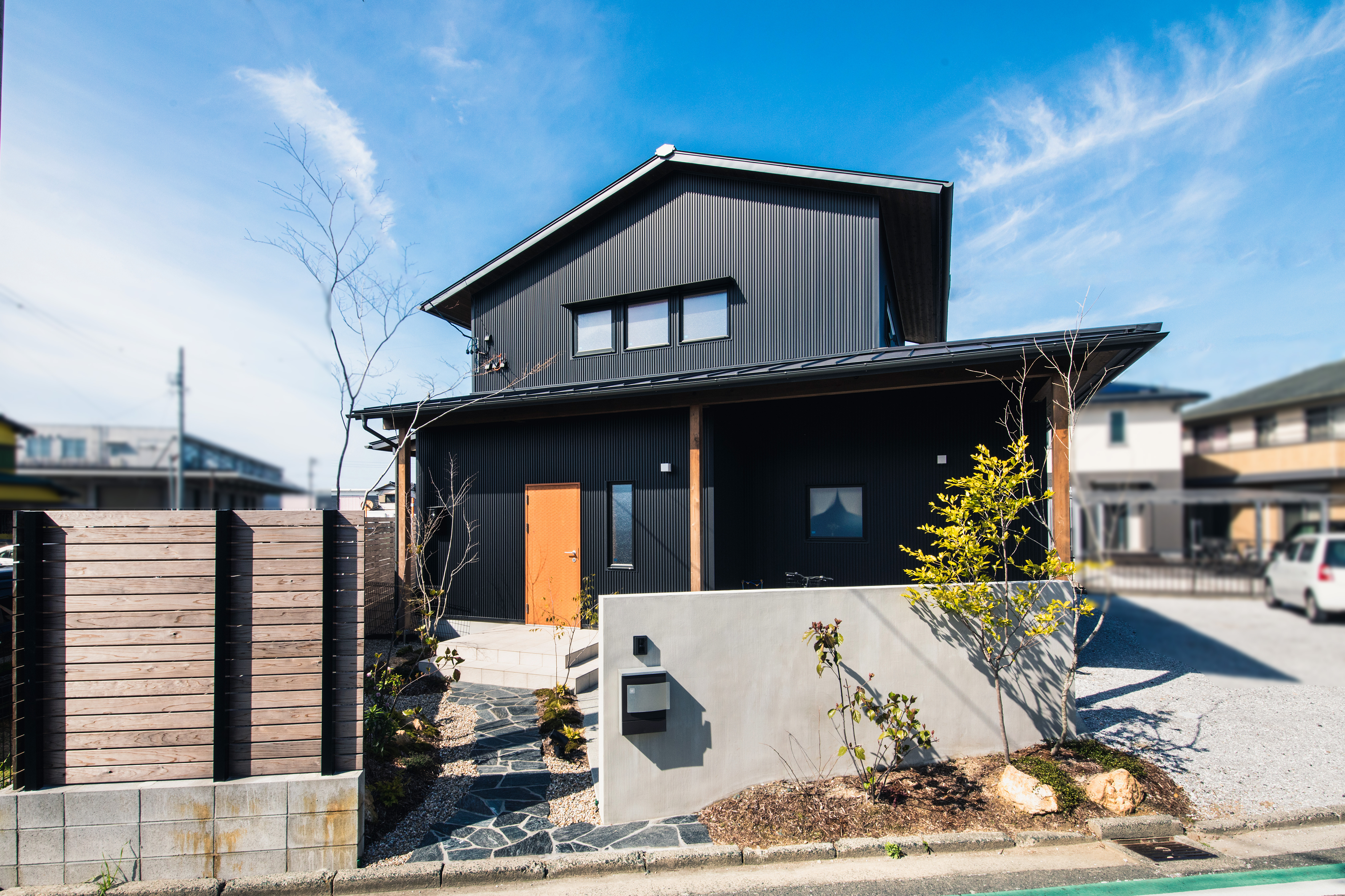 やわらかな光を・・・R天井のあるいえ 画像